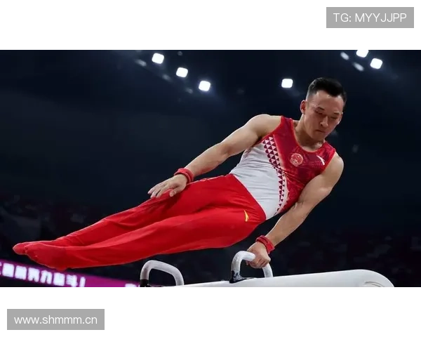肖若腾赛前啃鸡腿,领奖台下喝蛋白粉兑眼泪 肖若腾赛前啃鸡腿,领奖台下喝蛋白粉兑眼泪